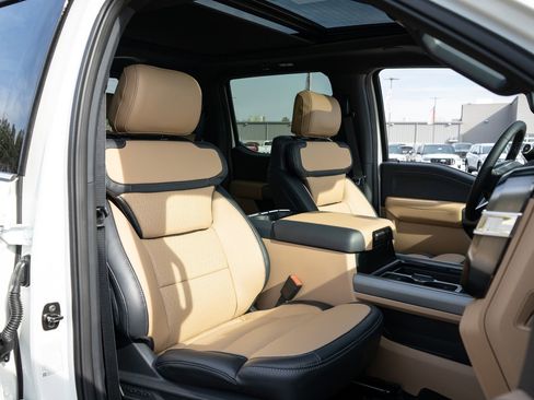 New 2026 Ford F250 Lariat w/ Lariat Ultimate Package image 42