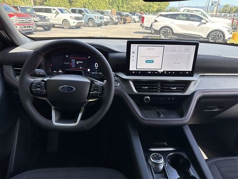 New 2025 Ford Explorer ST-Line w/ Premium Package image 23