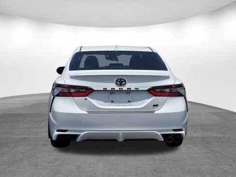 Used 2023 Toyota Camry SE FWD image 4