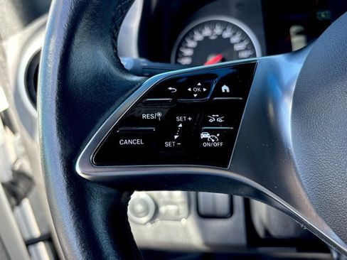 Used 2025 Mercedes-Benz Sprinter 2500 image 18