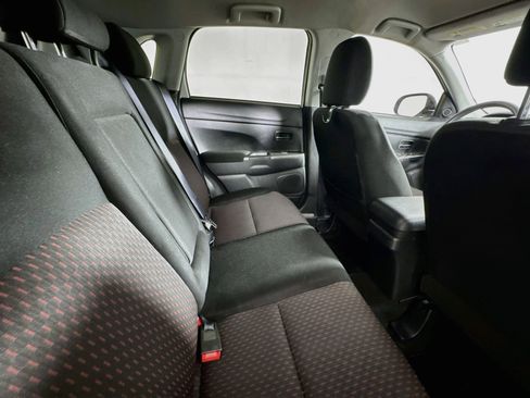 Used 2019 Mitsubishi Outlander Sport ES FWD image 41