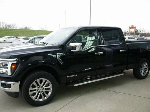 New 2025 Ford F150 Lariat w/ Equipment Group 502A High image 5