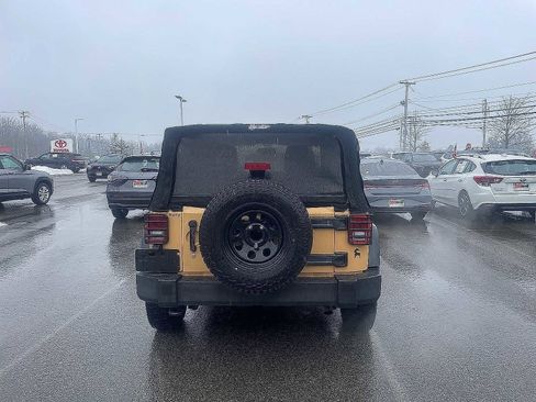 Used 2013 Jeep Wrangler Sport image 12