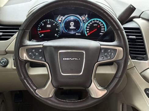 Used 2017 GMC Yukon Denali w/ Open Road Package image 12