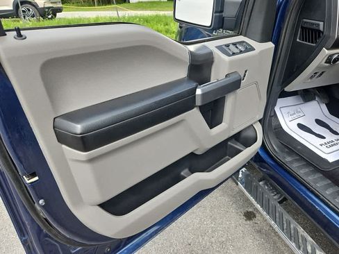 Used 2018 Ford F150 XLT w/ Equipment Group 301A Mid AWD/4WD image 9