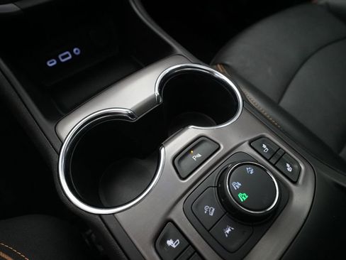 Used 2022 GMC Terrain AT4 w/ Infotainment Package II AWD/4WD image 17