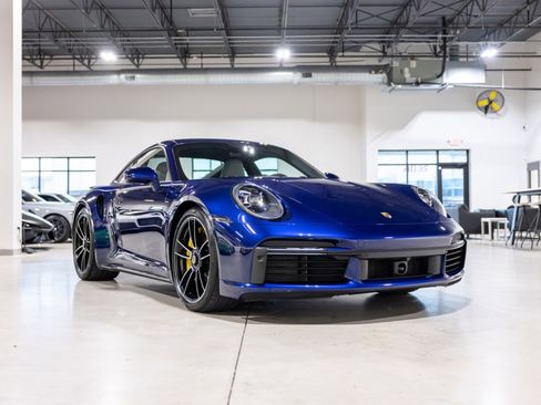 Used 2021 Porsche 911 Turbo S image 3