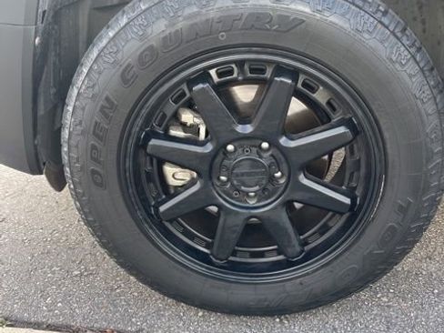 Used 2016 Jeep Renegade 75th Anniversary image 14