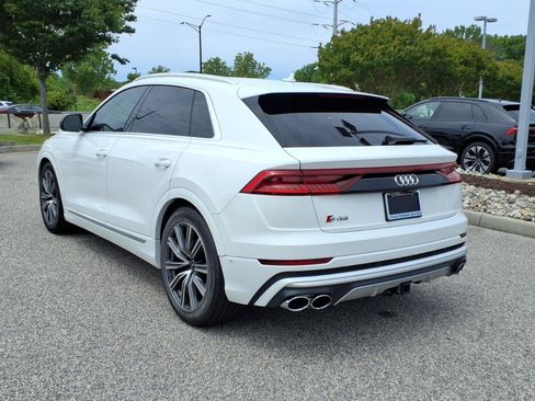 Used 2023 Audi SQ8 Prestige AWD/4WD image 9