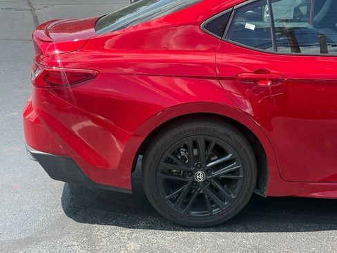 Used 2025 Toyota Camry SE FWD image 8