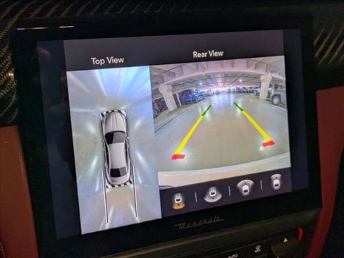 Used 2021 Maserati Quattroporte S GranSport image 14