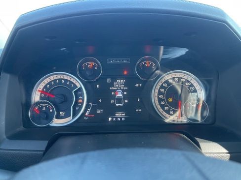 Used 2018 RAM 1500 Laramie w/ Convenience Group image 18