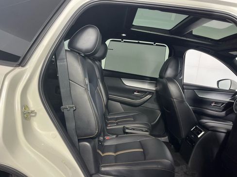 Used 2024 MAZDA CX-90 Plug-In Hybrid w/ Premium Plus image 32