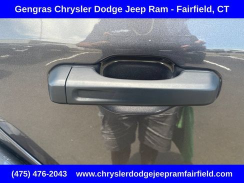 Certified 2025 Jeep Wrangler Unlimited Sahara AWD/4WD image 18