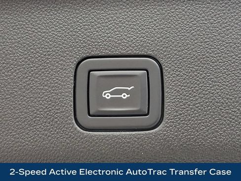 Used 2024 Chevrolet Tahoe High Country w/ Premium Package AWD/4WD image 32