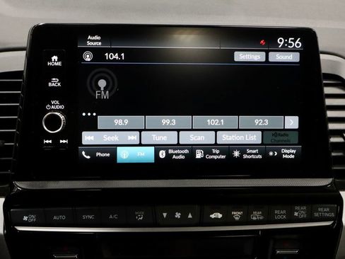 Used 2025 Honda Odyssey EX-L image 3
