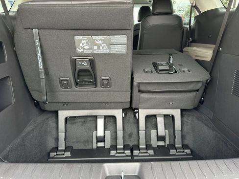 New 2026 Kia Carnival LXS image 16