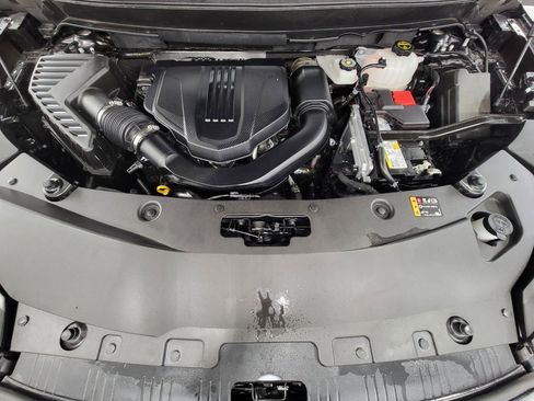 Certified 2025 Buick Enclave Preferred image 9