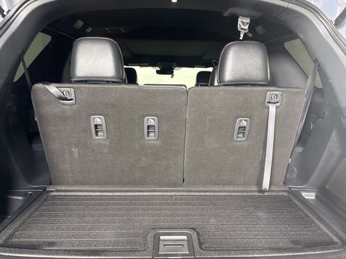 Used 2025 Honda Pilot Black Edition image 25