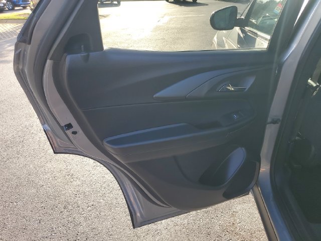 Used 2023 Chevrolet TrailBlazer LT w/ LPO, Blackout Package FWD image 14