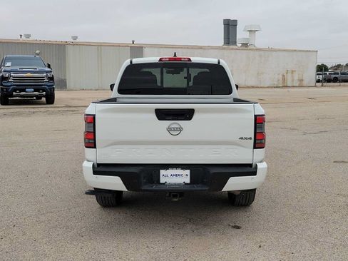 Used 2025 Nissan Frontier SV w/ SV Convenience Package AWD/4WD image 7