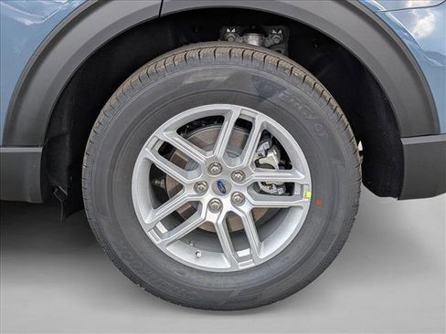 New 2026 Ford Explorer Active image 9