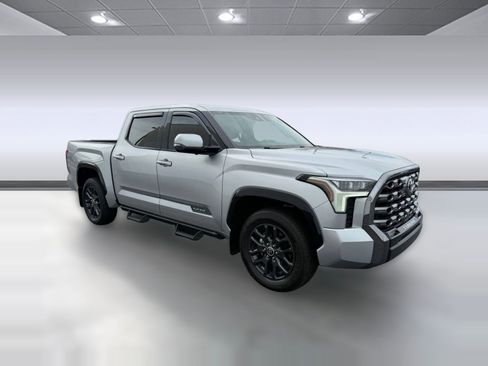 Used 2023 Toyota Tundra Platinum image 7