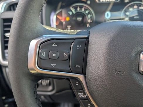 New 2026 RAM 1500 4x4 Crew Cab image 18