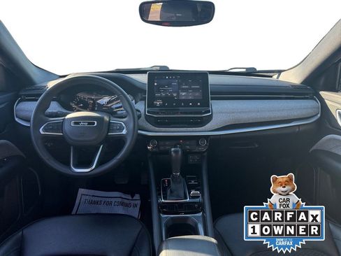 Used 2024 Jeep Compass Latitude AWD/4WD image 12