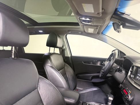 Used 2020 Kia Sorento EX AWD/4WD image 27