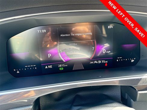 Used 2024 Volkswagen Tiguan SE R-Line image 12