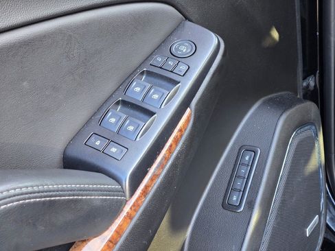 Used 2020 Chevrolet Tahoe Premier image 22