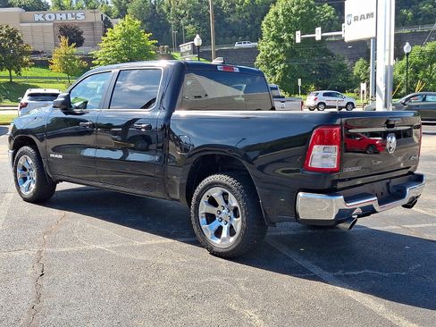 Used 2022 RAM 1500 Big Horn AWD/4WD image 6
