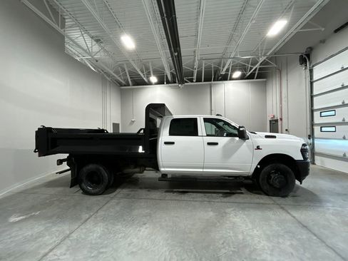 New 2026 RAM 3500 Tradesman image 5
