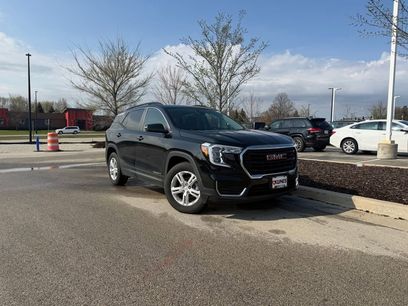 Used 2022 GMC Terrain SLE w/ Driver Convenience Package