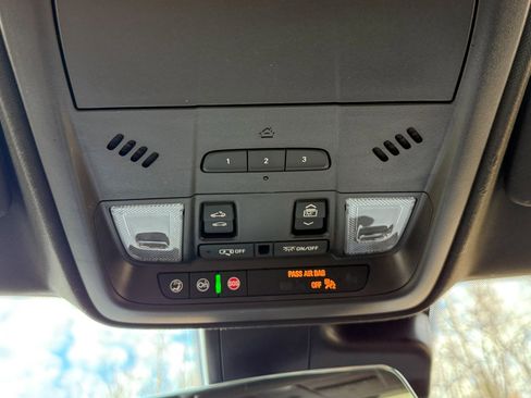 Used 2023 Cadillac XT4 Sport w/ Cold Weather Package image 36