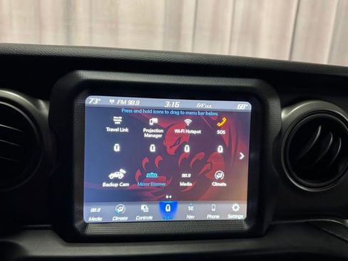 Used 2022 Jeep Wrangler Willys image 22