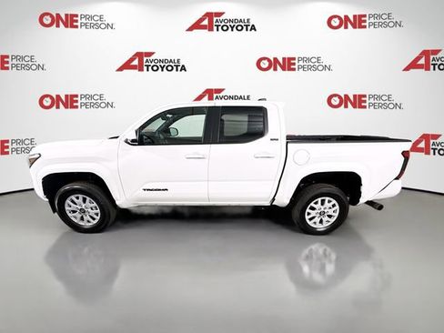 Certified 2026 Toyota Tacoma SR5 image 4