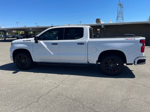 Used 2024 Chevrolet Silverado 1500 RST w/ Redline Edition AWD/4WD image 8