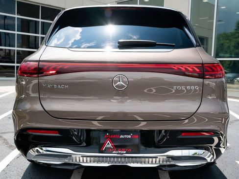 Used 2024 Mercedes-Benz Maybach EQS 680 4MATIC image 17