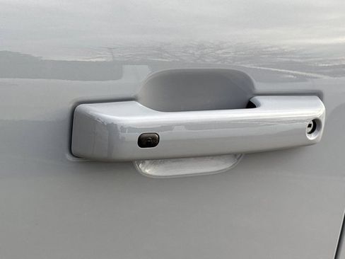 Used 2026 Ford F250 Lariat w/ FX4 Off-Road Package image 14