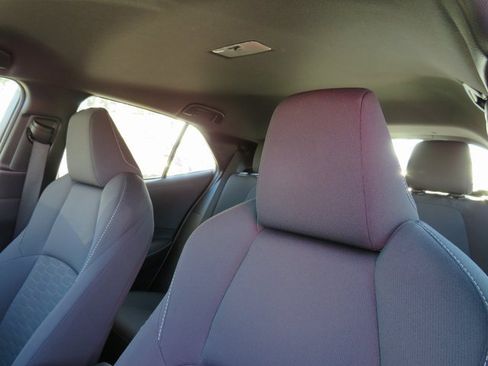 Used 2021 Toyota Corolla SE image 16