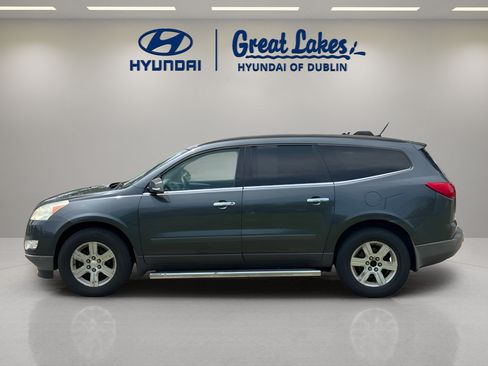 Used 2011 Chevrolet Traverse LT w/ Personal Connectivity Package AWD/4WD image 2