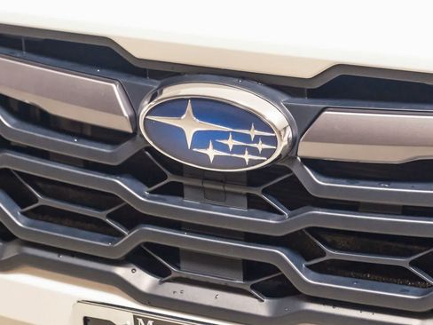 Used 2024 Subaru Crosstrek 2.0i Premium AWD/4WD image 13
