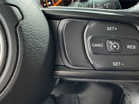 Used 2019 Jeep Wrangler Unlimited Sport S image 29