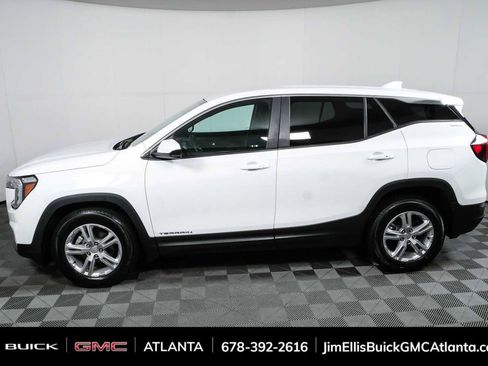 Used 2023 GMC Terrain SLE FWD image 28