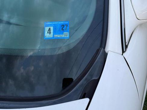 Used 2002 Buick Le Sabre Custom w/ Luxury Pkg FWD image 17