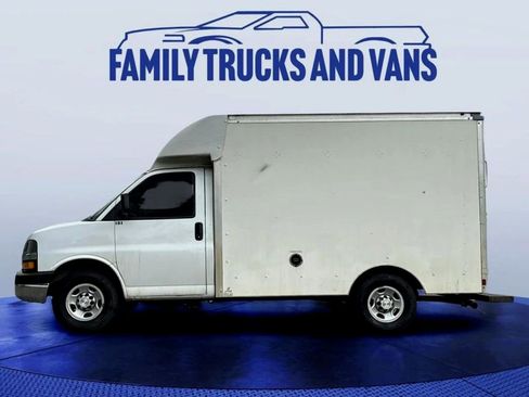 Used 2019 Chevrolet Express 3500 chassis 3500 w/ Power Convenience Package image 2