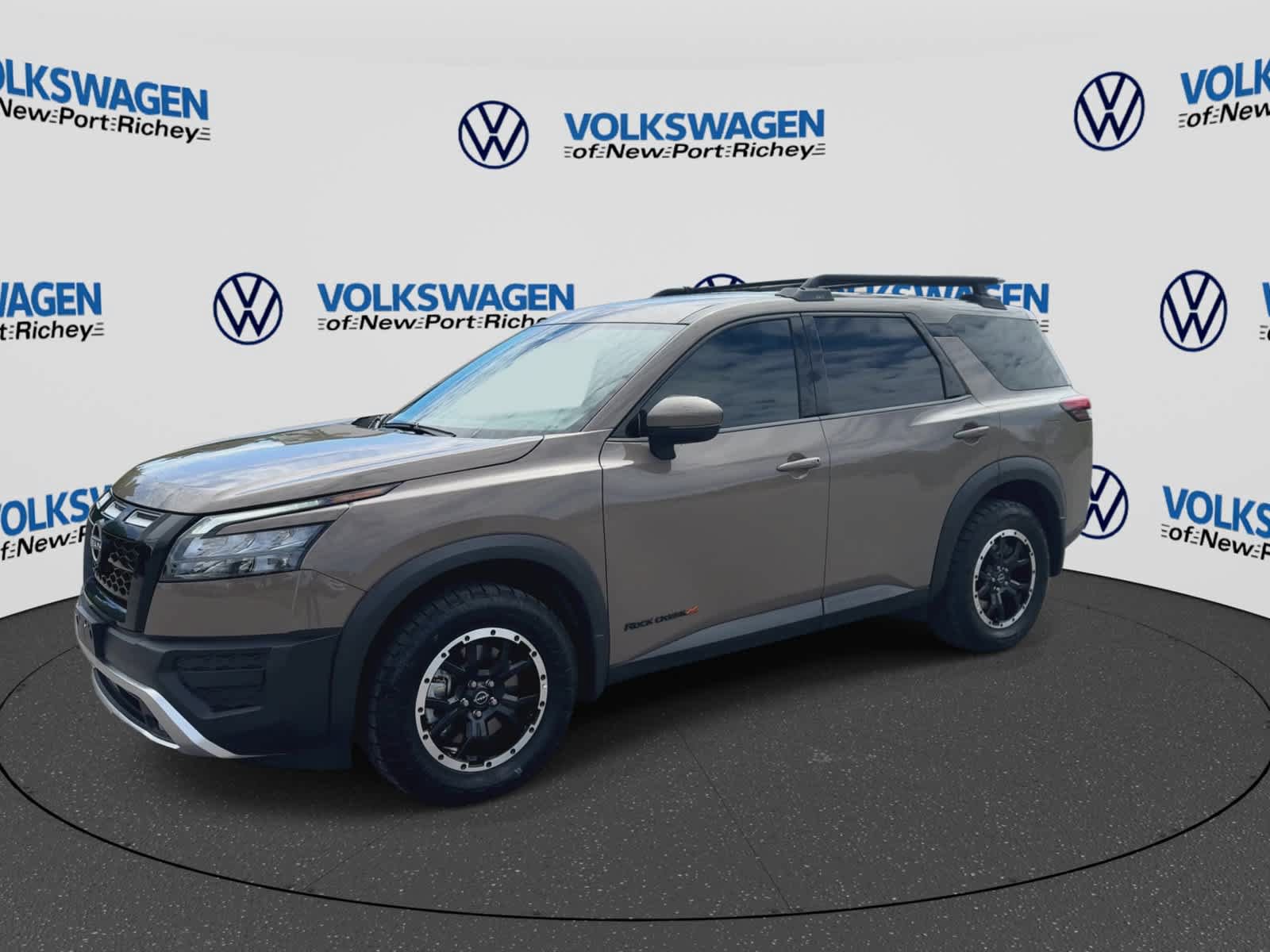 Used 2025 Nissan Pathfinder Rock Creek AWD/4WD image 4