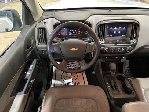 Used 2022 Chevrolet Colorado W/T AWD/4WD image 22